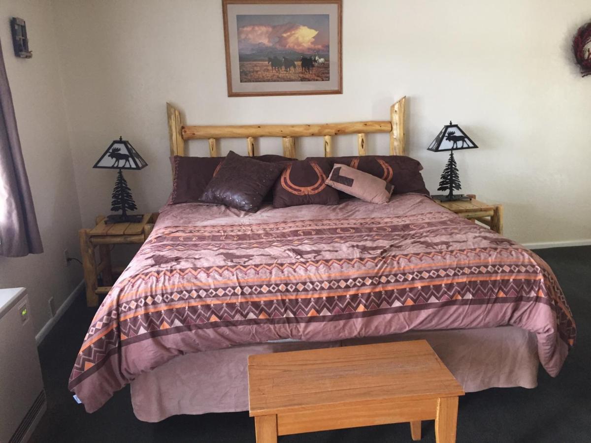 Rocky Mountain Motel